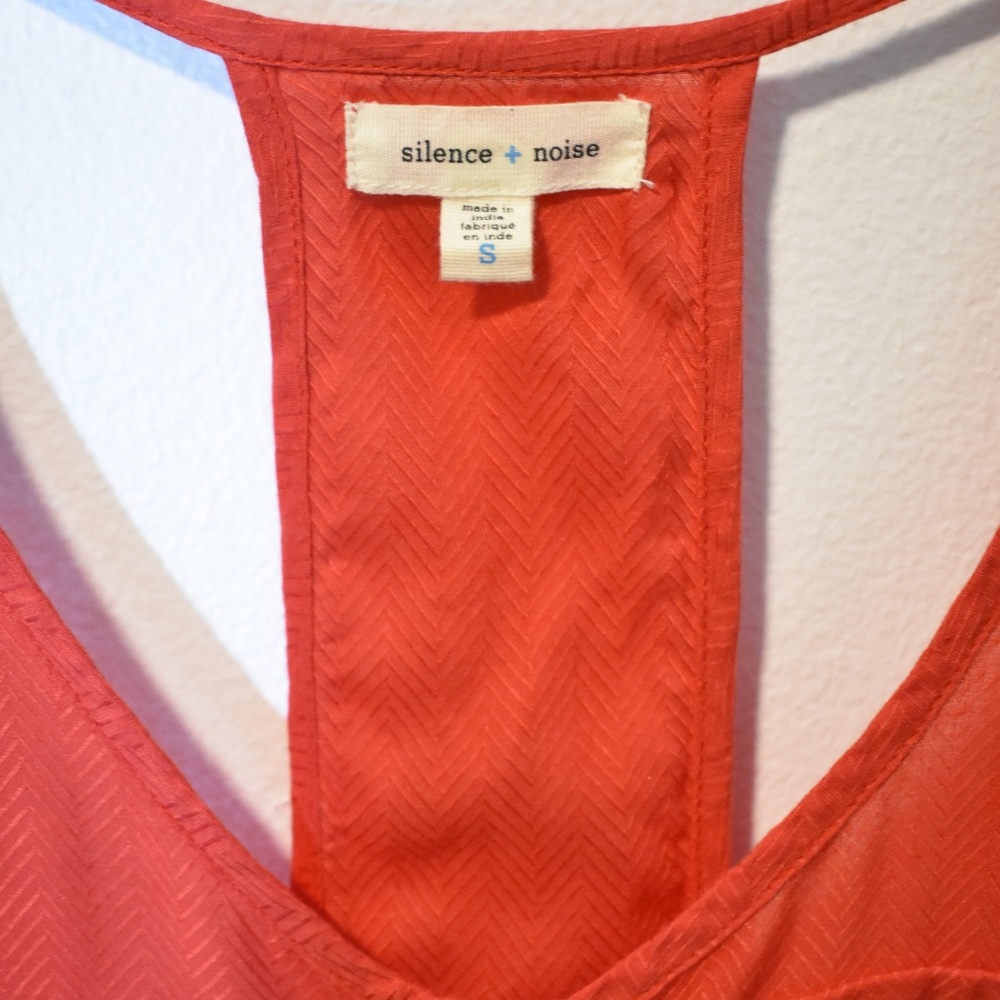 UO Silence + Noise Loose Open Back Tank - Picture 5 of 6